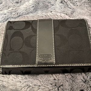 Black Coach Wallet🖤